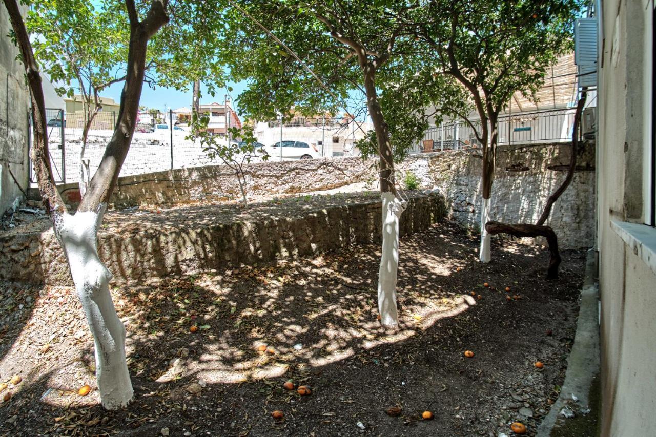 Panos Apartments Parga Bagian luar foto