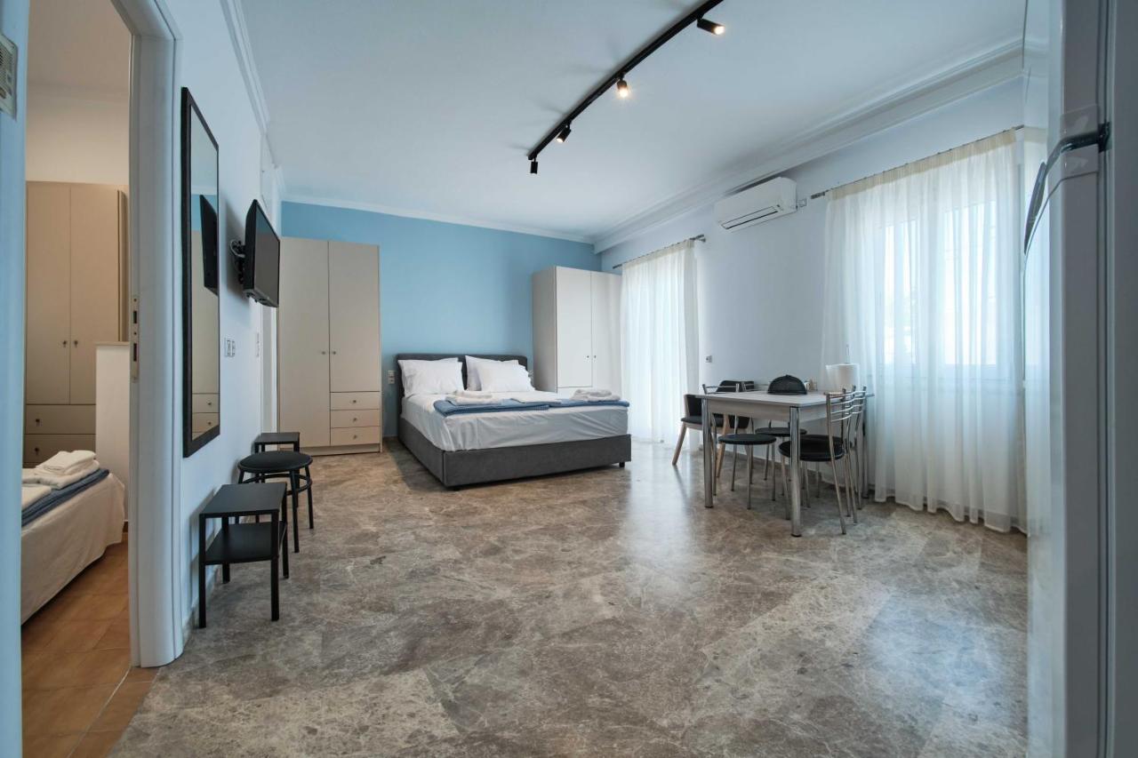 Panos Apartments Parga Bagian luar foto